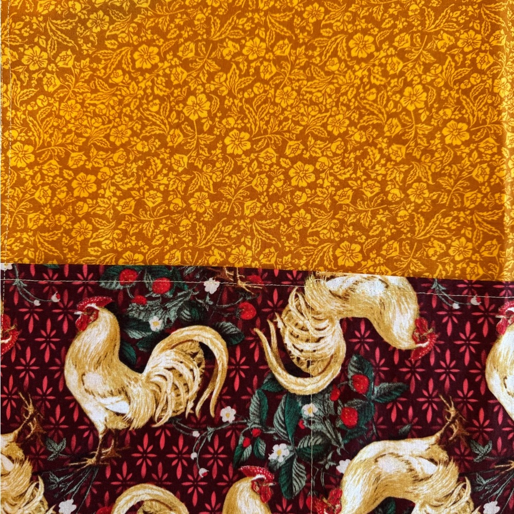 Hand Crafted Rooster Patterned Apron - Picture 8 of 8